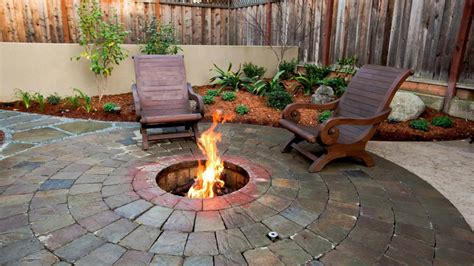 Its Time To Build Your Own Stylish Backyard Fire Pit