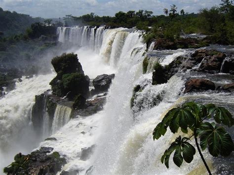 Bisarbeat Incredible Facts About Iguazu Falls
