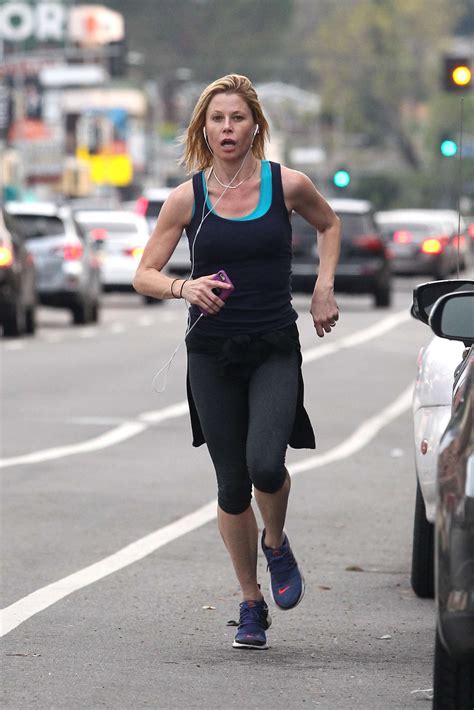 Julie Bowen In Tights Jogging In Sherman Oaks 06 Gotceleb