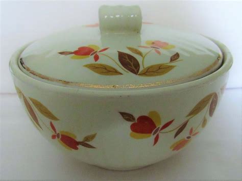 Vintage Hall Autumn Leaf Jewel Tea Sugar Bowl 30s 40s Mary Dunbar