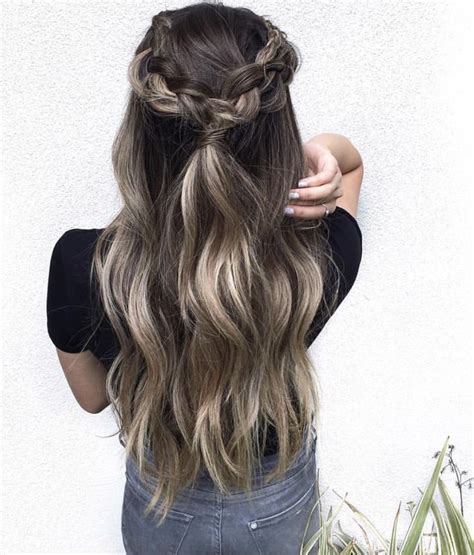 Pin By Wendy Arias On Hair Ideas Hair Styles Midlength Haircuts Pretty Hairstyles
