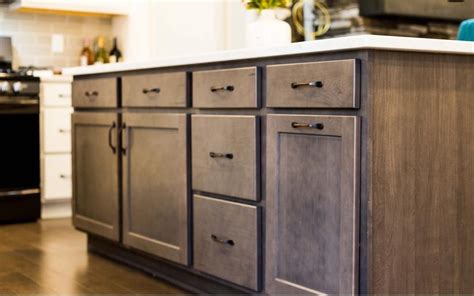 Call kitchen sales and take a look at our completed kitchen jobs. Beautiful Kitchen in HomeCrest Arbor Maple Alpine ...