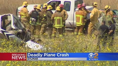 Pilot Killed In Small Plane Crash Near 5 Freeway In Sylmar Cbs Los