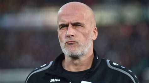 Die offizielle seite der bundesliga. 2. Bundesliga | Frontzeck wird neuer Trainer | 1. FC ...