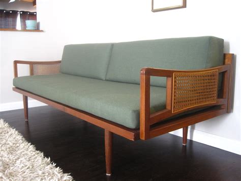 Mid Century Modern Sofa Photos