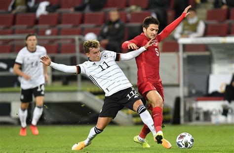 Die nationalmannschaft | die nationalmannschaften. Die deutsche Fußball-Nationalmannschaft hat sich nur mit ...