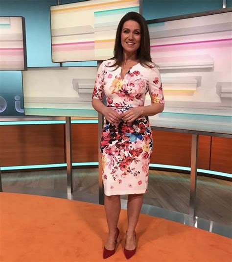 Good Morning Britain Susanna Reid Flaunts Cleavage In Tight Dress Daily Star