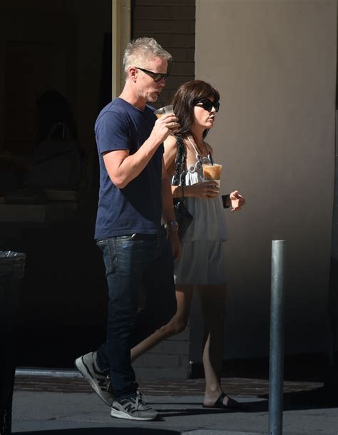 Actress selma blair just opened up about how her celeb friends, jaime king, sarah michelle gellar, and reese witherspoon, supported her through her ms journey. SELMA BLAIR Out for Coffee with a Friend in Los Angeles 09 ...