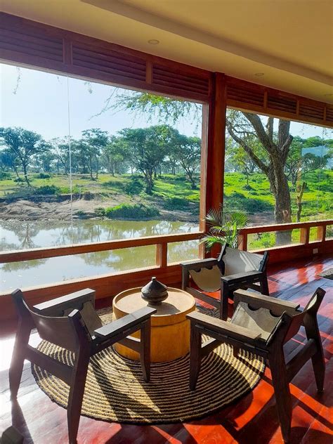 Chobe Safari Lodge Updated 2022 Reviews Ugandamurchison Falls