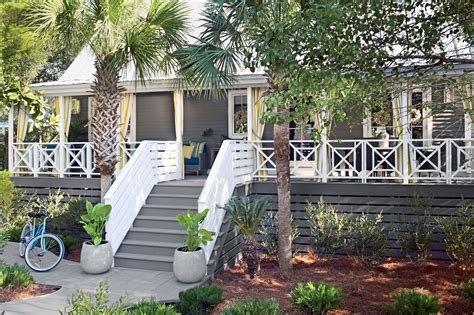 10 Beautiful And Functional Deck Railing Ideas Beach Cottage Style