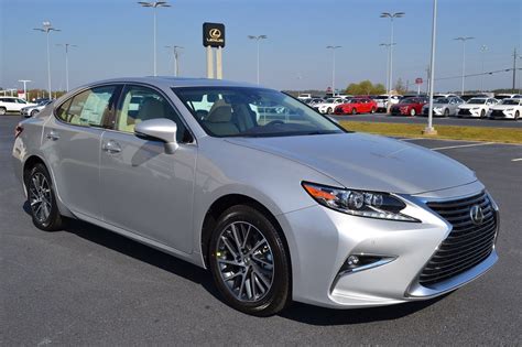 The es 350 has tamer styling than most lexus vehicles in the lineup. Pre-Owned 2017 Lexus ES ES 350 4dr Car in Macon #L18030A | Butler Auto Group