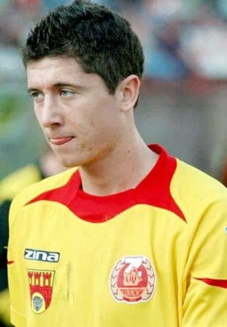 Cm, date de naissance, couleur des cheveux, couleur des yeux, nationalité. Robert Lewandowski Bio: Age, Height, Stats, Club, Career ...