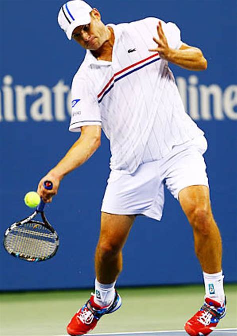 Roddick Extends Career Djokovic Sharapova Advance At Us Open