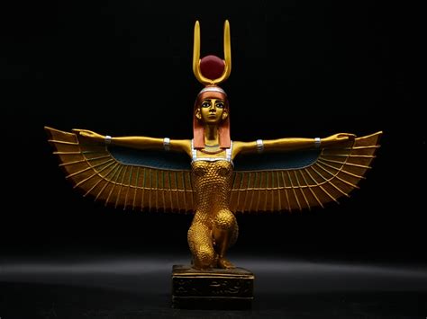Egyptian Goddess Isis Open Wings Large Statue 2 Color Made Etsy