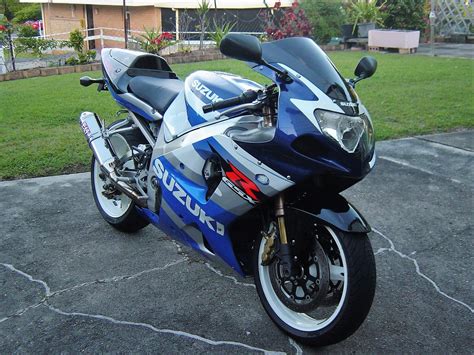 Had the 750 k5 before what a difference,was so surprized how good it was on the handling just so smooth into and. 2002 Suzuki GSXR 1000 - zrick69 - Shannons Club