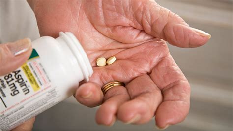 Stopping Aspirin When On A Blood Thinner Lowers Risk Of Bleeding Study