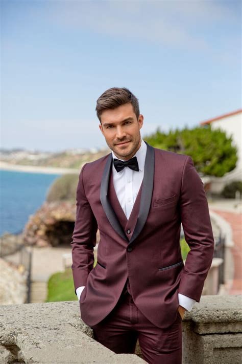 Our men's wedding suits are perfect for any stylish groom, groomsmen, or guest! New Style Burgundy Groom Tuxedos Shawl Lapel Groomsmen ...