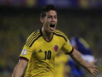 Brasil llevó siempre la iniciativa y fue el que tuvo las únicas ocasiones claras de anotar en la con coutinho, brasil ganó en velocidad y empezó a entrar por las dos bandas, algo que hasta el. BahiaBlancaNoticias: Eliminatorias Brasil 2014 : Colombia ...