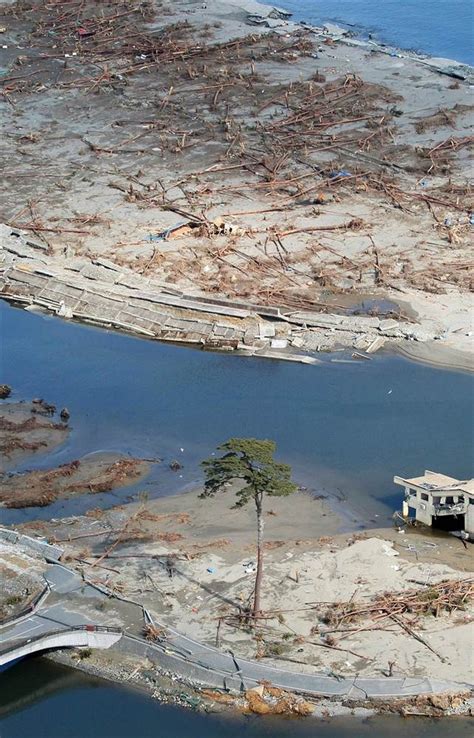 60 Best Tsunami Japan Images On Pinterest Japan Earthquake Tsunami