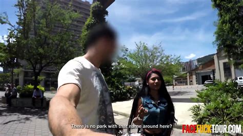 Tourist Picking Up Amateur Slut For Face Fuck