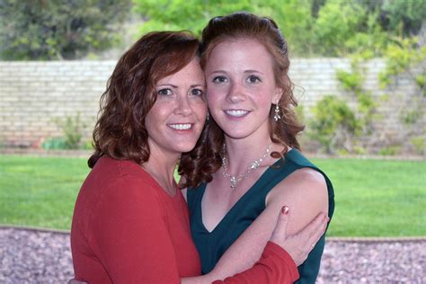 Winners Selected In 2021 Mother Daughter Look Alike Contest The Daily