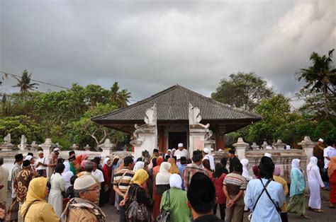 Daftar Makam Wali Di Pulau Bali Yang Jadi Wisata Religi Tabayuna