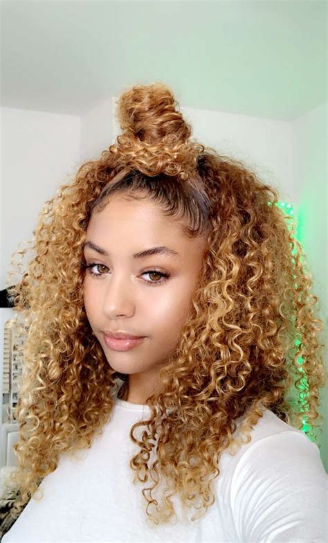 Honey Blonde Hair Blonde Wig Blonde Braids Frontal Hairstyles Crown Hairstyles Natural Hair