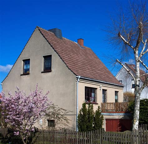 Villa mit pool und parkplatz. Sanierungsbedarf alter Immobilien oft unterschätzt - WELT