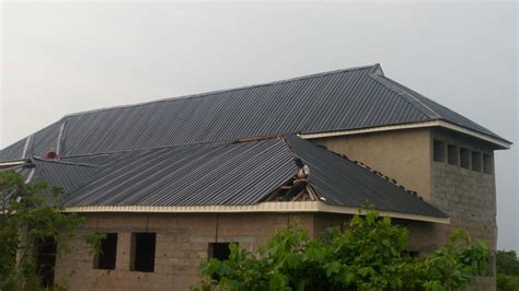 Whether you are constructing a new garden shed, replacing an old greenhouse, or a much larger project corrugated roofing is ideal. Roofing sheets: Prices of all types of Aluminium Roofing ...
