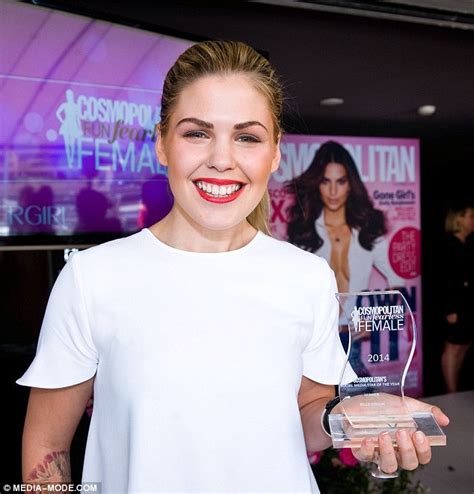 Belle gibson is a mother, a businesswoman and she's also living with brain cancer. Belle Gibson set to appear on 60 Minutes to try and clear her name | Daily Mail Online
