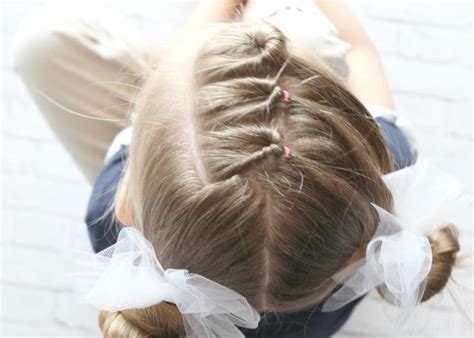 Easy Little Girl Hairstyles For Picture Day Hairstyle Guides