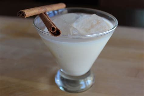 How to make a cinnamon toast crunch shot cocktail. Cinnamon Toast Crunch Drink - Fireball Whiskey Drinks ...