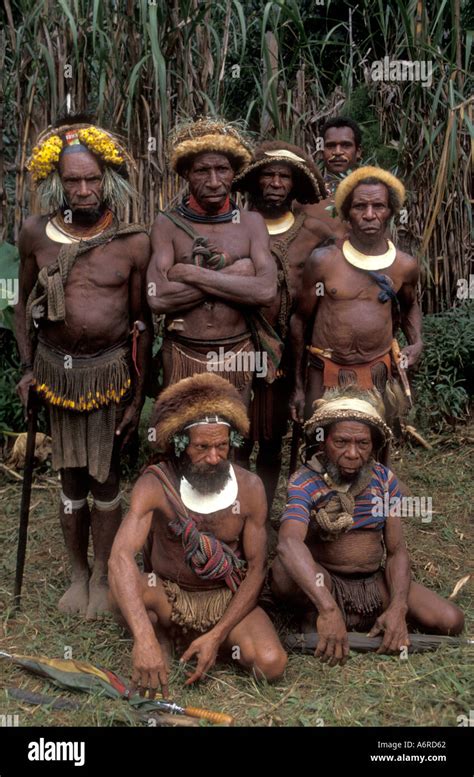 Papua New Guinea Huli Tribesmen At Sing Sing Southern Highlands Near