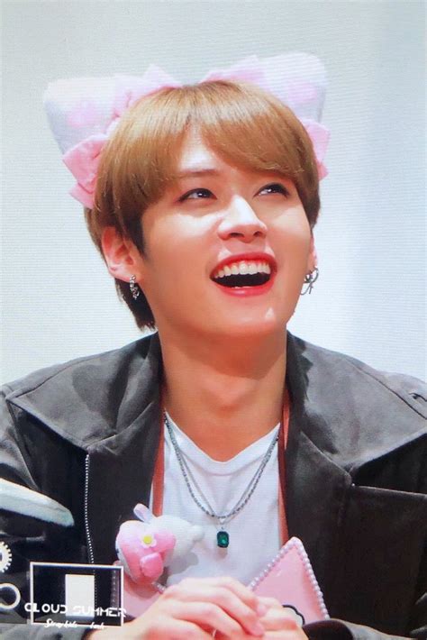 Your package came to my dorm, here the boy smiled brightly as hyeri took the package started: LEE KNOW BEING A CAT - The K-Lounge - allkpop forums