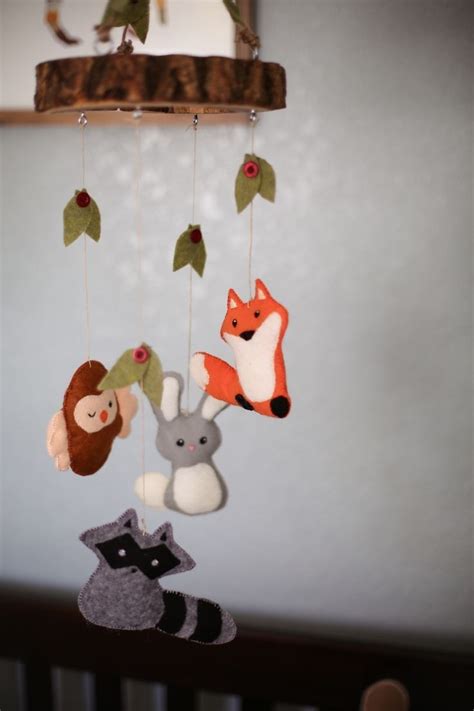 Diy Felt Rabbit And Fox Animal Baby Mobiles With Leaves