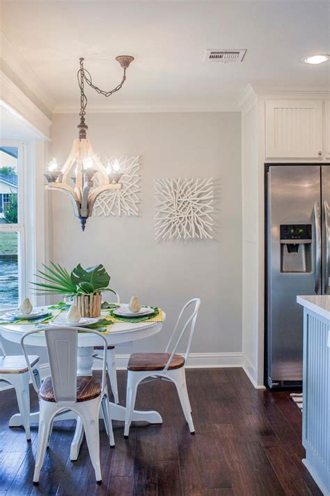 Maybe you would like to learn more about one of these? GET THE FIXER UPPER LOOK: FURNITURE AND DECOR IDEAS ...