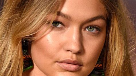 Gigi Hadid Wears The Most Flawless Lipstick Color You Wont Be Able To Stop Thinking About