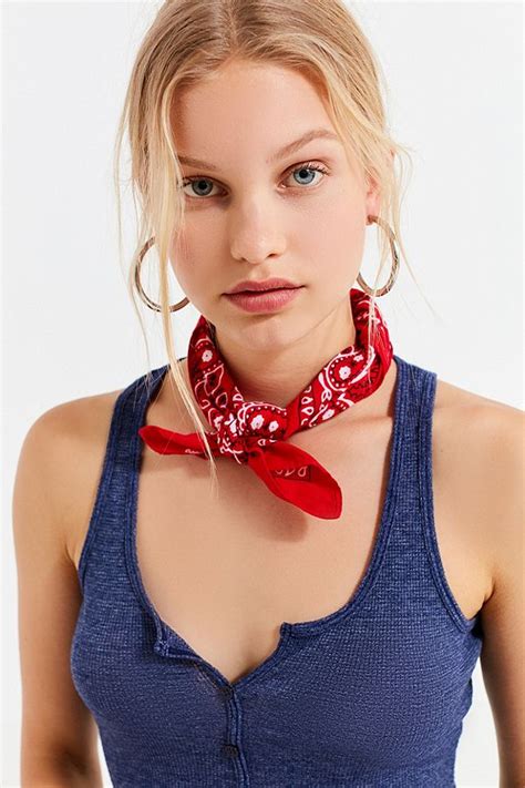 Sale How Do You Tie A Bandana Around Your Neck In Stock