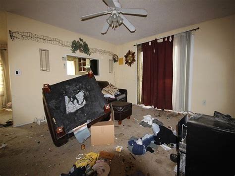 Top 20 Worst Real Estate Listing Photo Disasters Real Estate Real Estate Humor Real Estate
