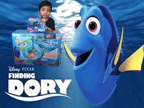 Finding Dory - YouTube