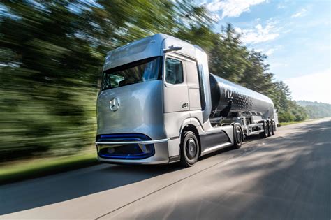 Mercedes Benz Genh2 Truck Revealed Mobility H2 View