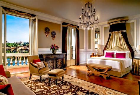 Extraordinary 35 Luxurious Master Bedroom Designs For Life Like A King