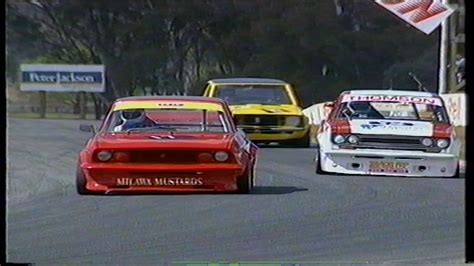 Enter the alfa romeo giulia, stage left. 1994 Winton Under 2 Litre Sports Sedan 5 Lap Race - YouTube