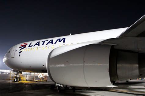 Primer Avión De Latam Airlines Proceso De Pintura Volavi