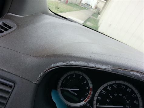 3.4 cranks but won't start. 2004 Toyota Sienna Dashboard Cracking: 35 Complaints