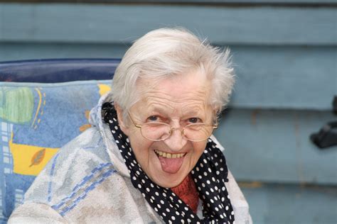 Oma Einstein Foto And Bild Erwachsene Menschen Menschen Im Alter Oma