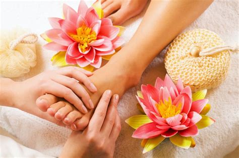 All About Foot Massage And Its Benefits
