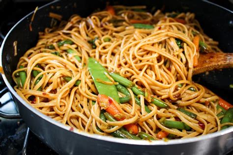 Quick Easy Chinese Lo Mein Noodles Rv Foodies