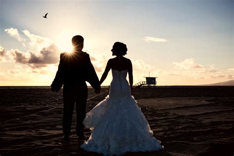 It is overrun with homeless who not just sleep on the beach and parks but use it as an outhouse. Beach Wedding In Santa Monica | Christina + Anouh ...