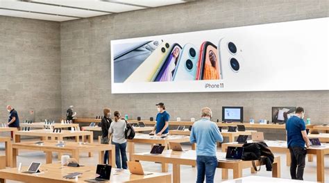 Apple จะเพิ่มข้อกำหนดในการทดสอบโควิดสำหรับพนักงานขายปลีกที่ได้รับวัคซีน